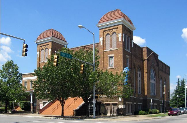 הכנסייה הבפטיסטית של רחוב 16 בברמינגהם, אלבמה, ספטמבר 2005