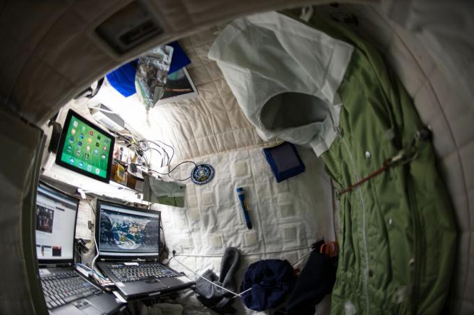 המגורים האישיים של סקוט קלי ב- ISS.
