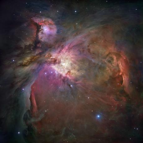 Orion_Nebula _-_ האבל_2006_mosaic_18000.jpg